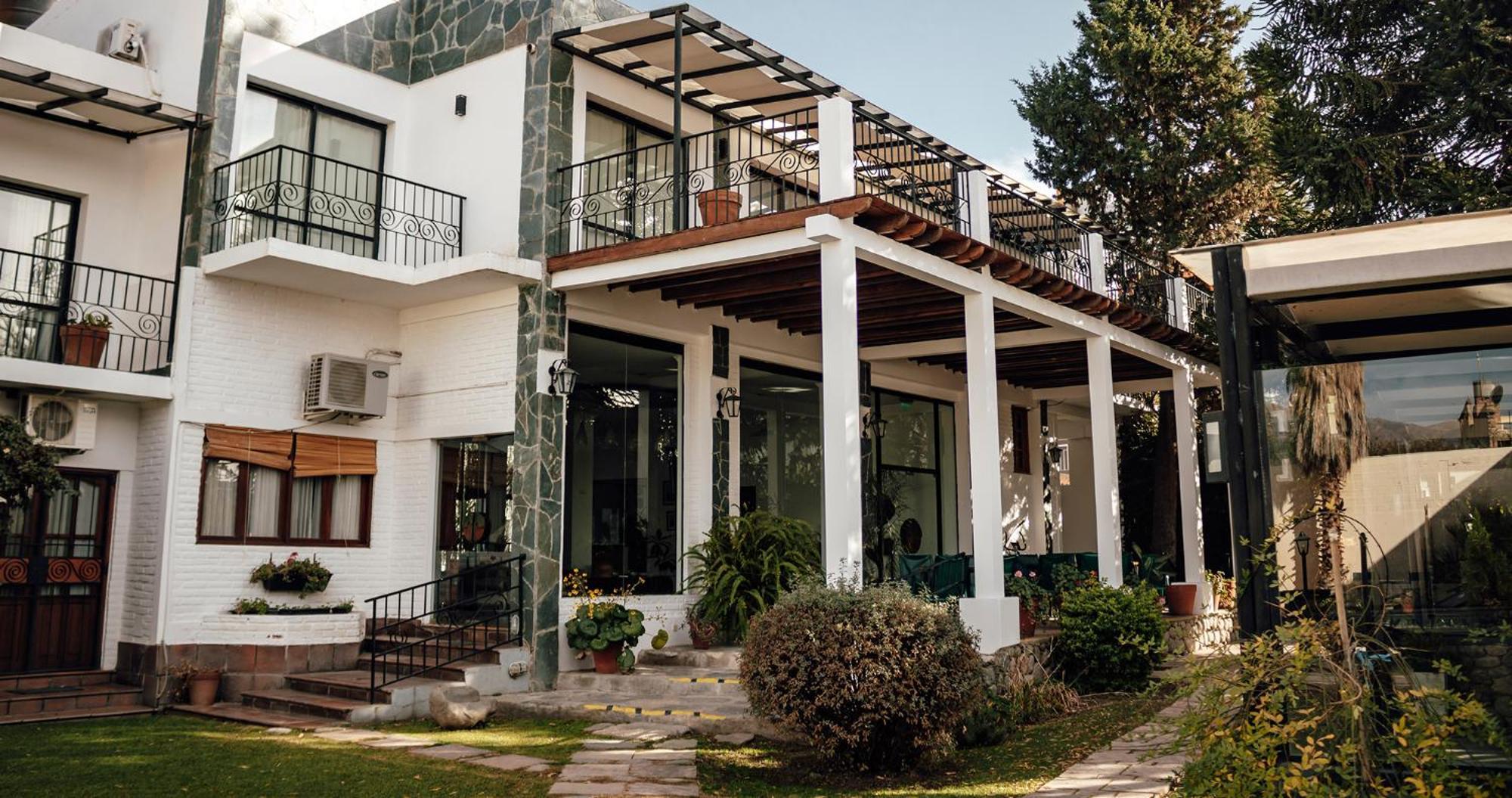 Hotel Los Sauces Cafayate Exterior photo