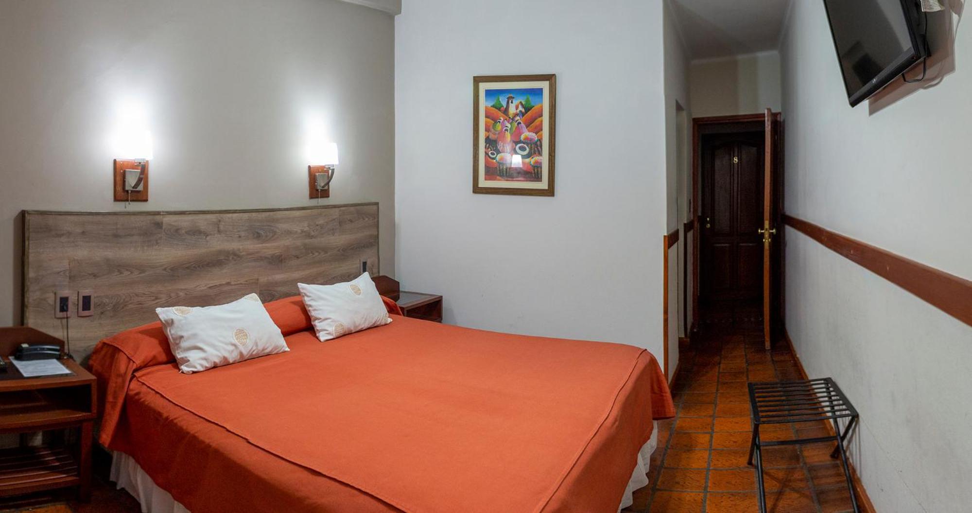 Hotel Los Sauces Cafayate Exterior photo